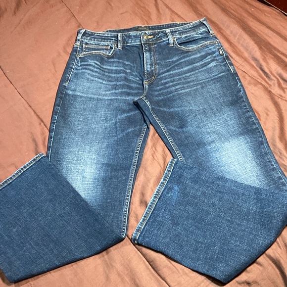 Men’s Dark Blue Colored Jean with a Bootcut Leg By silver Jeans Co. Brand.  EUC! - Picture 2 of 16